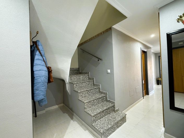 Image No.16-3 Bed Apartment for sale
