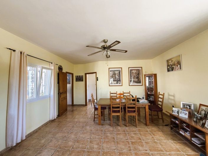 Image No.16-4 Bed Villa for sale
