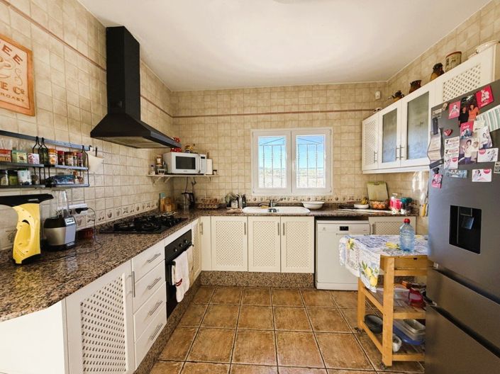 Image No.17-4 Bed Villa for sale