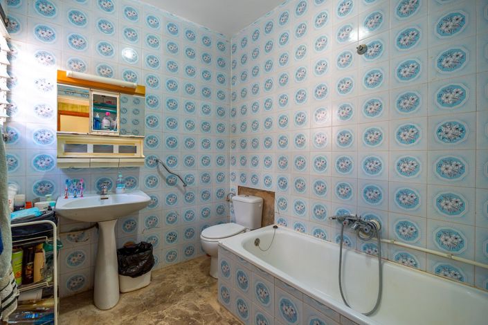 Image No.17-3 Bed Townhouse for sale