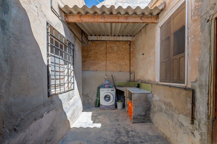 Image No.21-3 Bed Townhouse for sale
