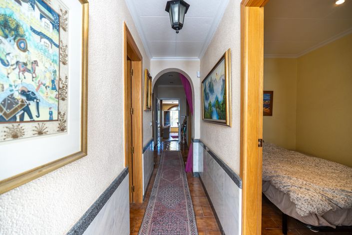 Image No.30-6 Bed Cottage for sale