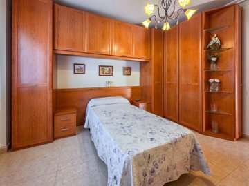 41013bedtownhouseinpinoso250926172302cf33779