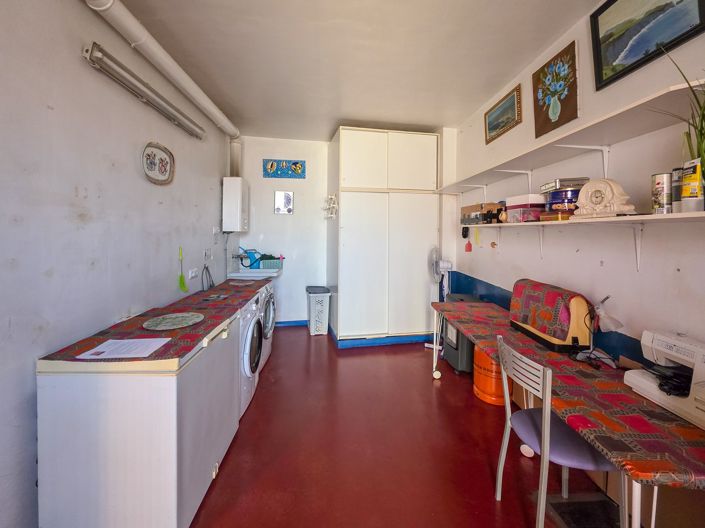 Image No.20-3 Bed Townhouse for sale