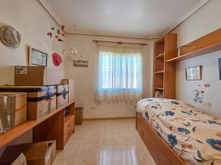 Image No.26-3 Bed Townhouse for sale