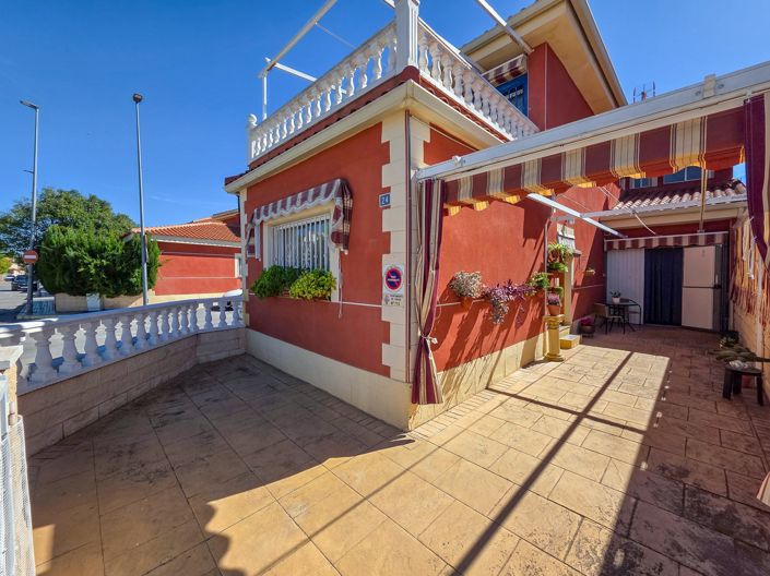 Image No.3-3 Bed Townhouse for sale
