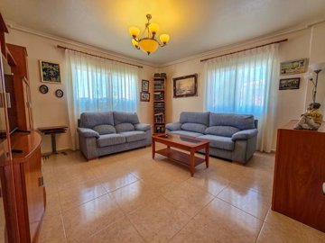 41013bedtownhouseinpinoso250926172302cf337714