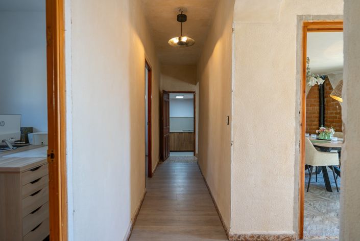 Image No.24-6 Bed Country House for sale