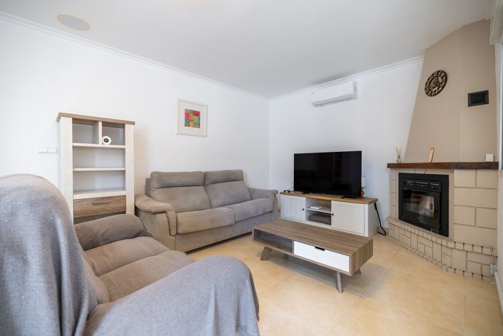Image No.17-3 Bed Villa for sale