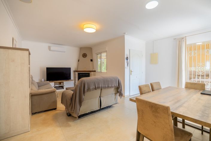 Image No.19-3 Bed Villa for sale