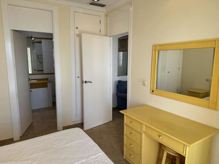 Image No.21-3 Bed Apartment for sale