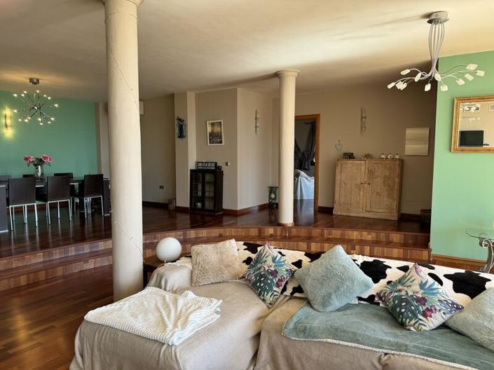 Image No.19-5 Bed Villa for sale