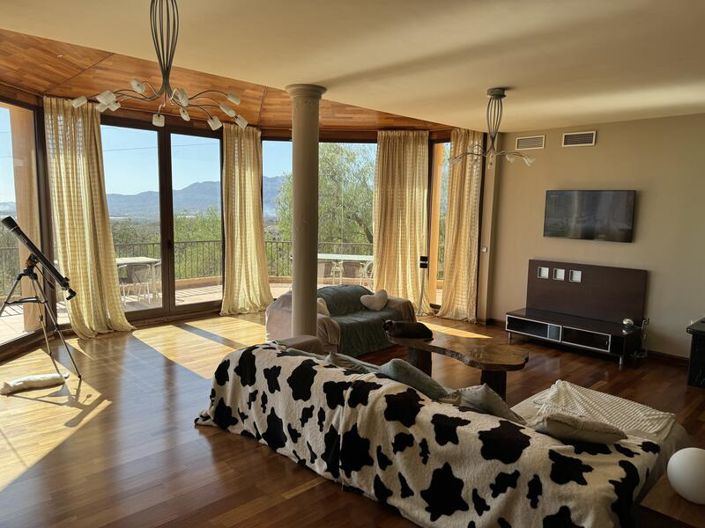 Image No.23-5 Bed Villa for sale