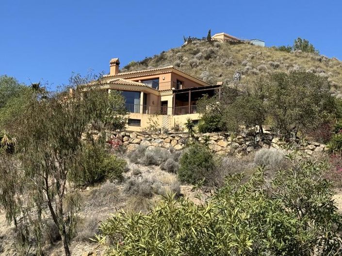 Image No.6-5 Bed Villa for sale