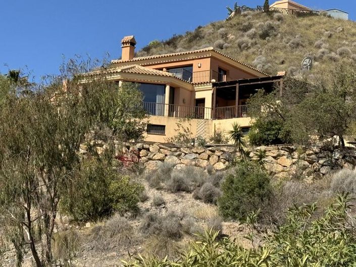 Image No.7-5 Bed Villa for sale