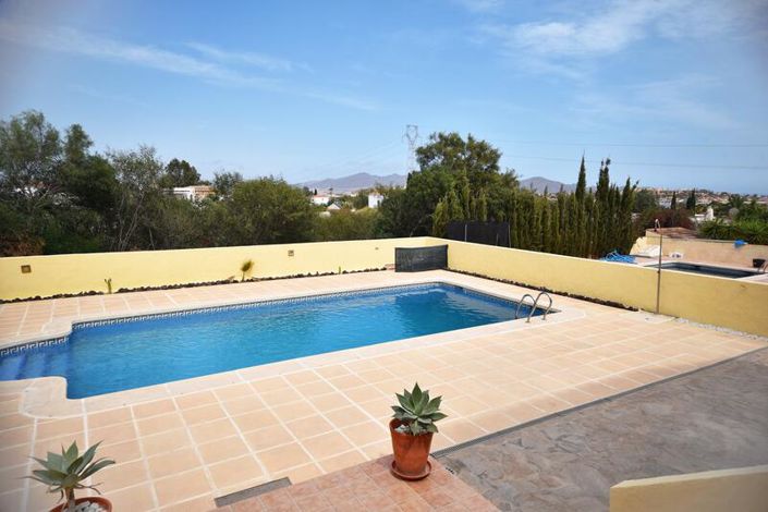 Image No.4-4 Bed Villa for sale