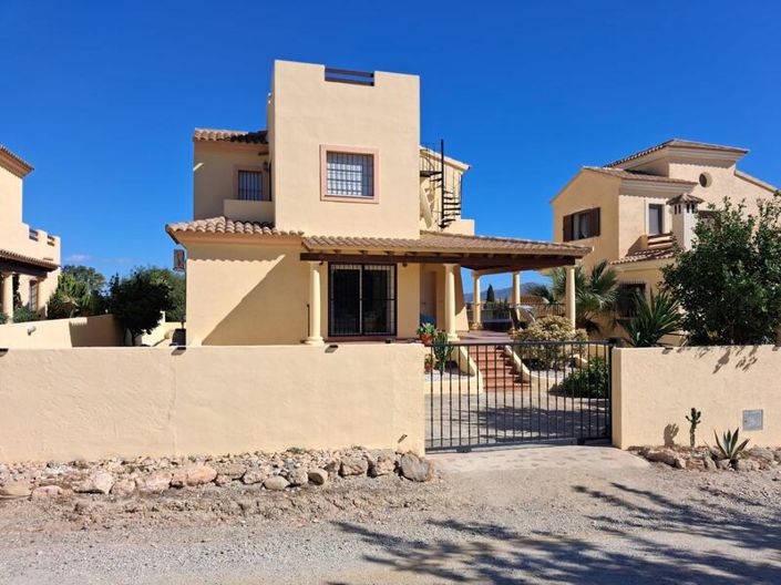 Image No.47-4 Bed Villa for sale