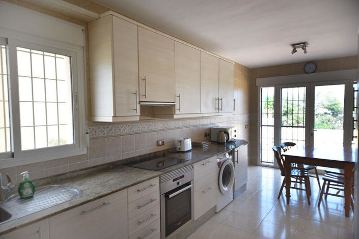 Image No.13-4 Bed Villa for sale