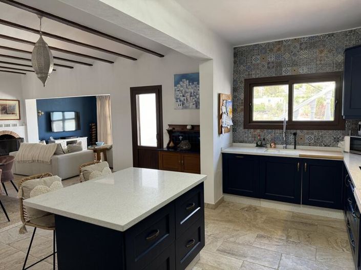 Image No.10-4 Bed Villa for sale