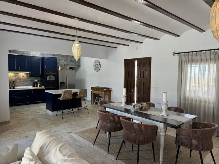 Image No.15-4 Bed Villa for sale