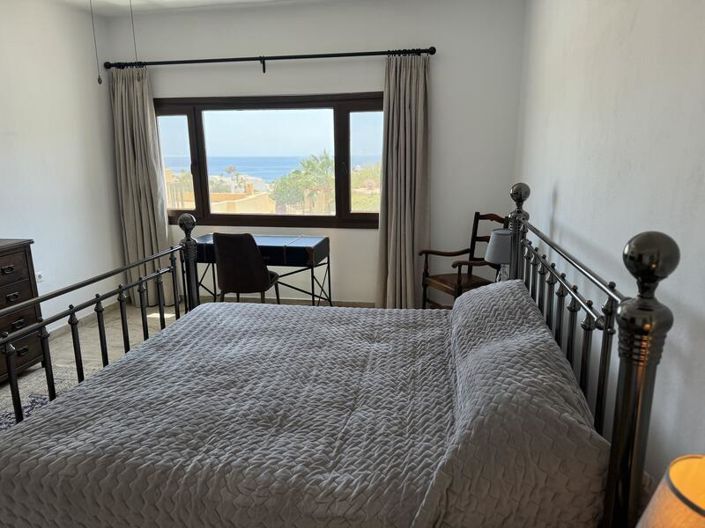 Image No.40-4 Bed Villa for sale