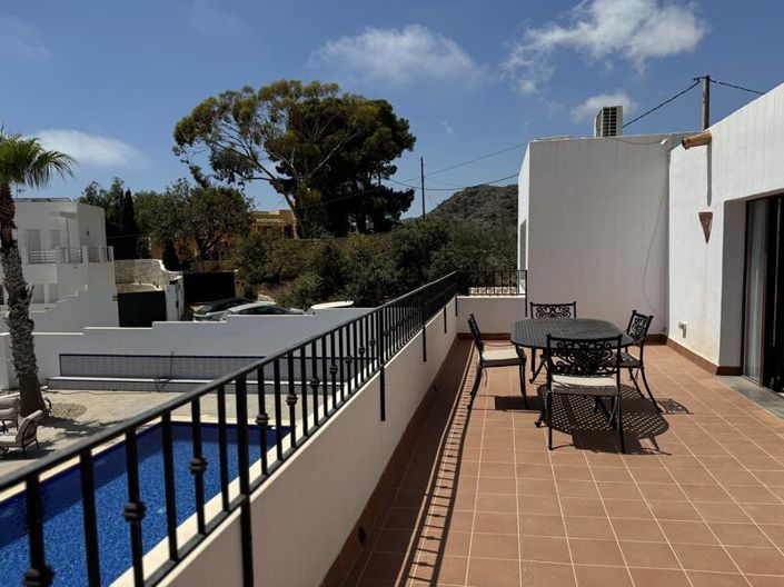 Image No.50-4 Bed Villa for sale