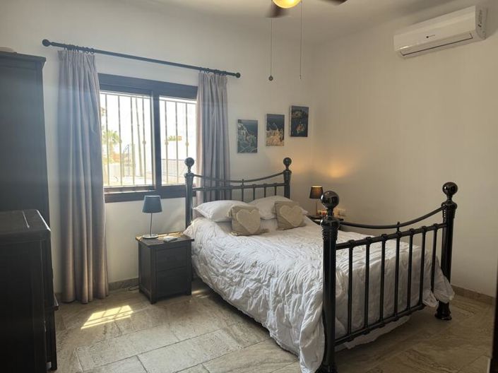 Image No.60-4 Bed Villa for sale