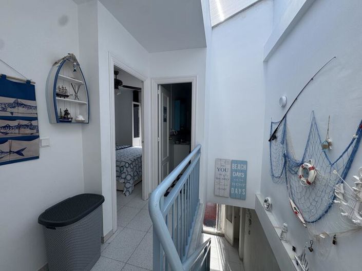 Image No.41-3 Bed Townhouse for sale