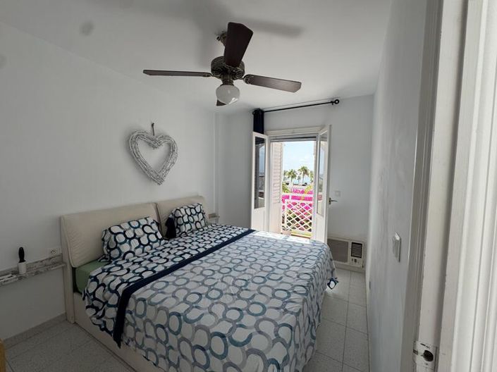 Image No.43-3 Bed Townhouse for sale