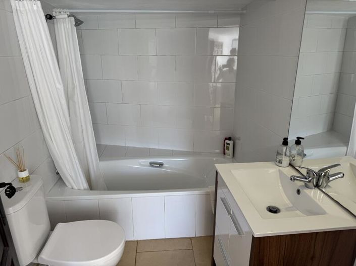 Image No.25-4 Bed Villa for sale