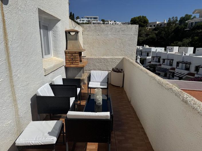 Image No.28-4 Bed Villa for sale