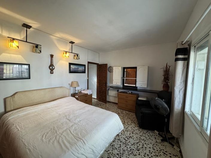 Image No.15-3 Bed Villa for sale