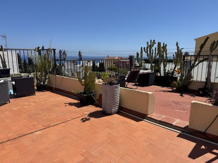 Image No.28-3 Bed Villa for sale