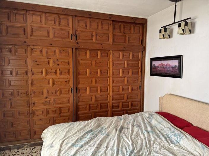 Image No.37-3 Bed Villa for sale