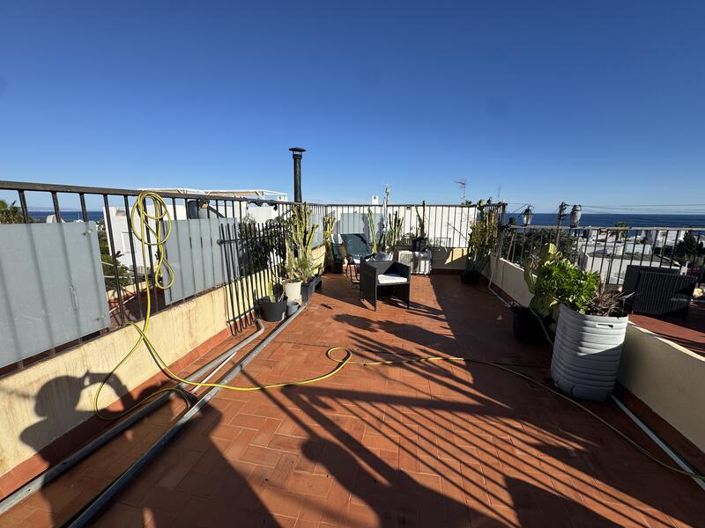 Image No.54-3 Bed Villa for sale