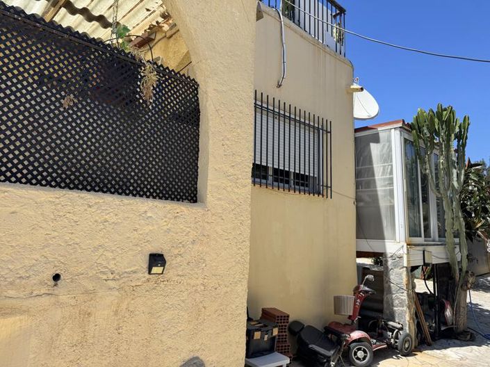 Image No.9-3 Bed Villa for sale