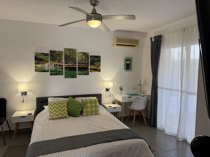 Image No.2-7 Bed Villa for sale