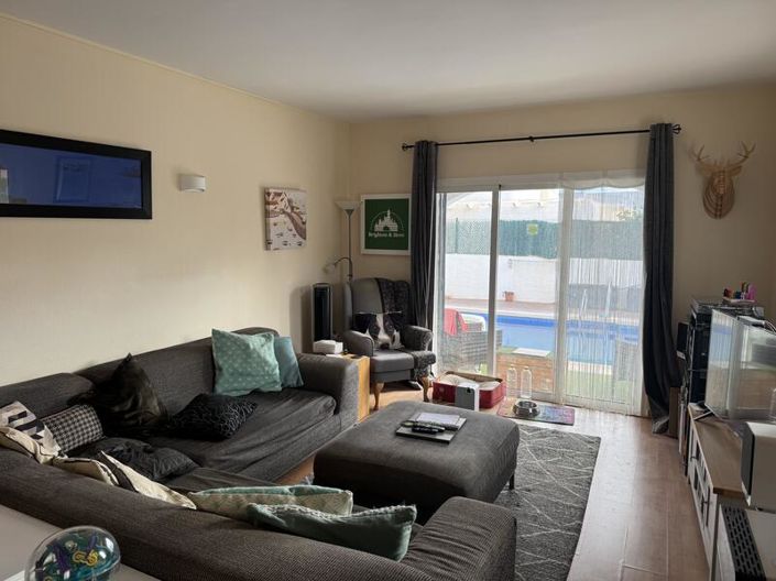 Image No.4-7 Bed Villa for sale