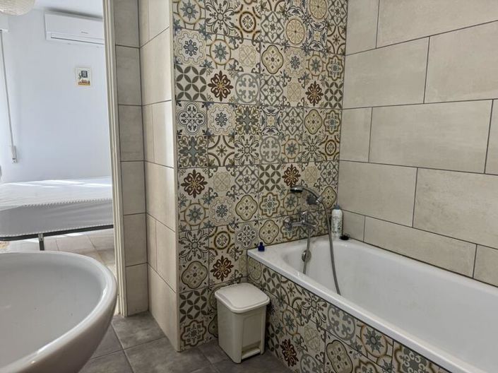 Image No.20-2 Bed Apartment for sale