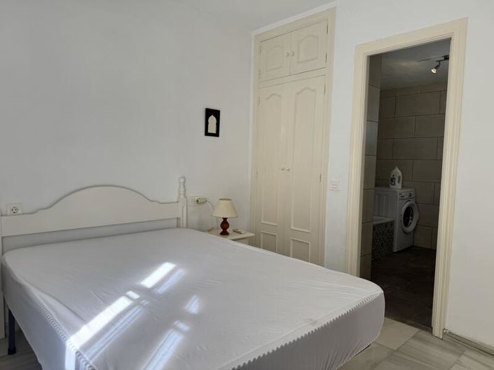 Image No.21-2 Bed Apartment for sale