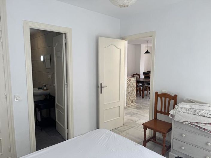 Image No.22-2 Bed Apartment for sale