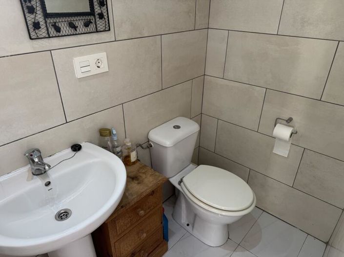 Image No.24-2 Bed Apartment for sale