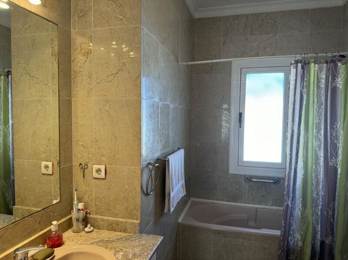 Image No.27-3 Bed Villa for sale