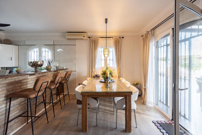 Image No.3-Villa de 5 chambres à vendre à Turre