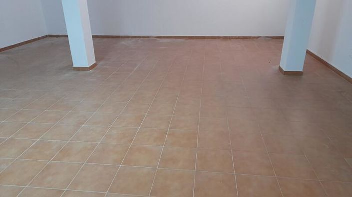 Image No.10-3 Bed Property for sale