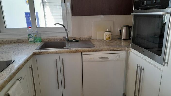 Image No.9-3 Bed Property for sale