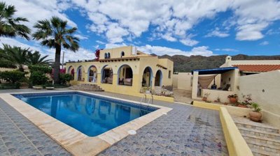pbk2231-villa-for-sale-in-mojacar-45716921-uw