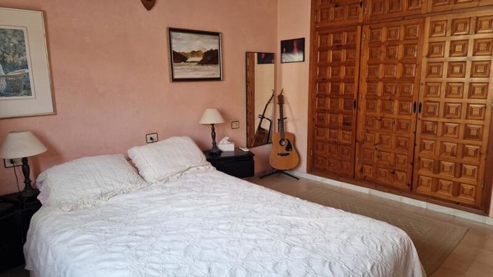 Image No.4-3 Bed Villa for sale