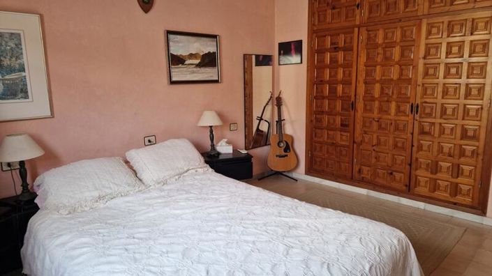 Image No.7-3 Bed Villa for sale