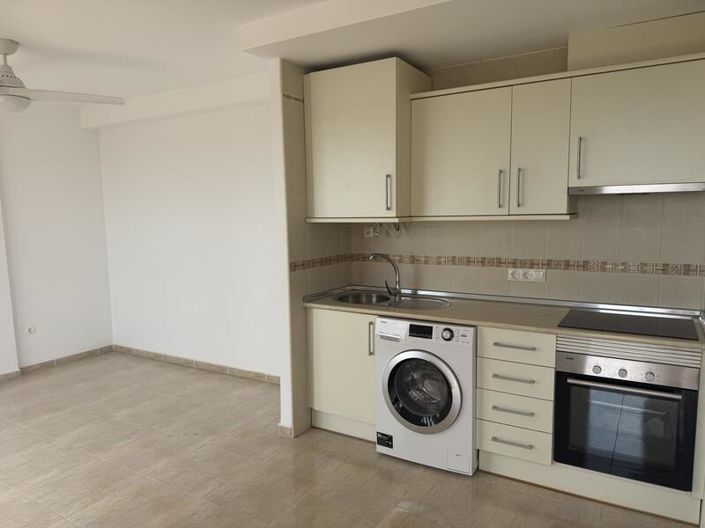 Image No.39-1 Bed Apartment for sale